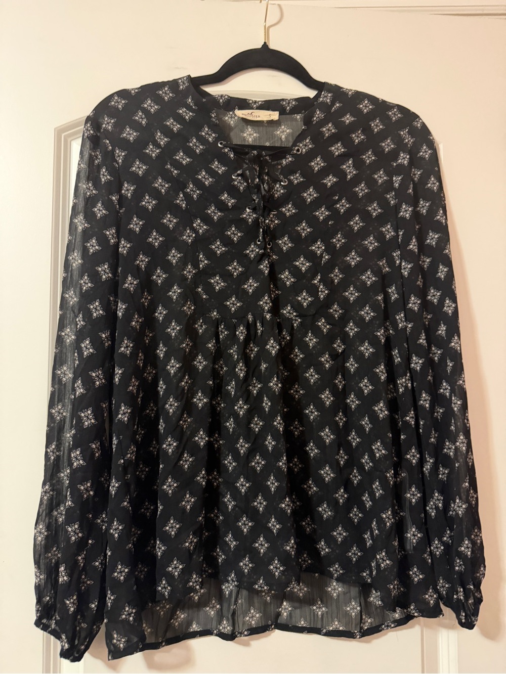 Hollister Black Lace-Up Printed Peasant Top